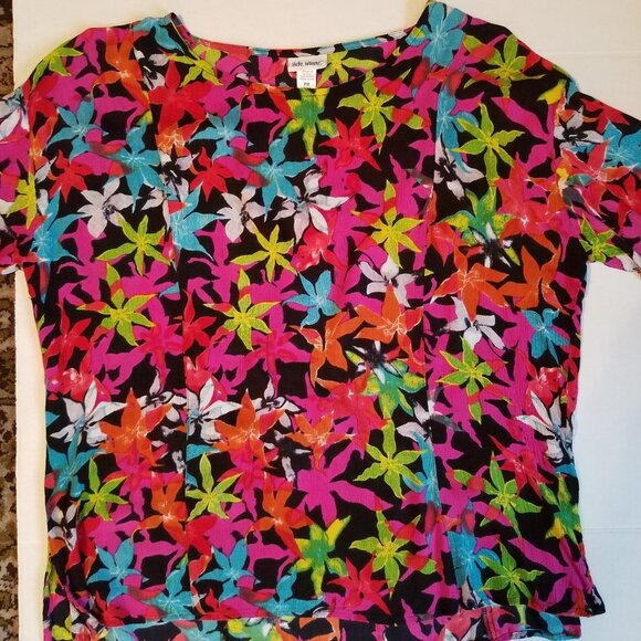Vicki Wayne Floral Blouse 100% Rayon - Picture 11 of 11